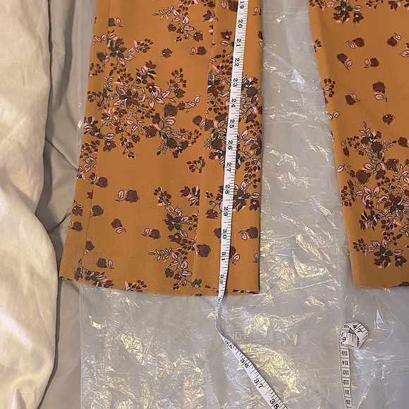 Floral Crepe Ruthie Pant - Picture 12 of 16